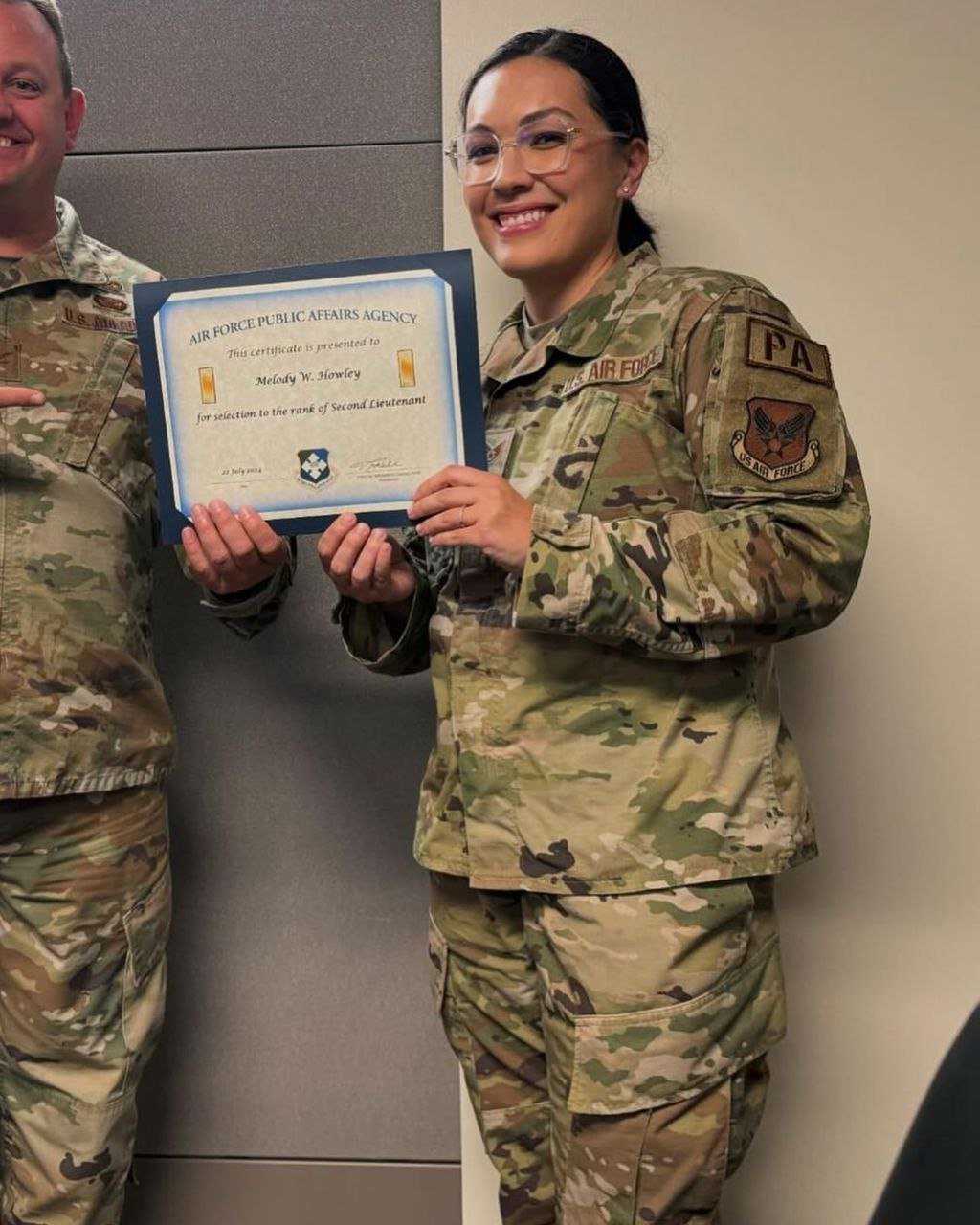 FEMALE MILITARY   PICTURES : 420  VIDEOS: 54